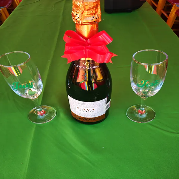 Botella de vino espumoso Cava